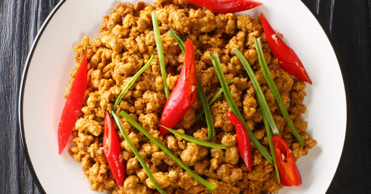Khua Kling Gai (Southern Thai Dry Curry With Minced Chicken) Recipe