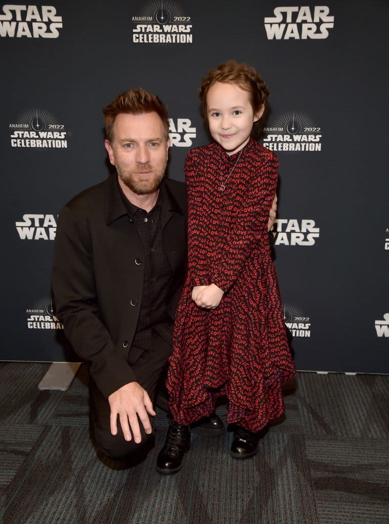 ANAHEIM, CALIFORNIA - MAY 26: (L-R) Ewan McGregor and Vivien Lyra Blair attend a surprise premiere of the first two episodes of “Obi-Wan Kenobi” at Star Wars Celebration in Anaheim, California on May 26th. The series streams exclusively on Disney+. (Photo by Alberto E. Rodriguez/Getty Images for Disney)