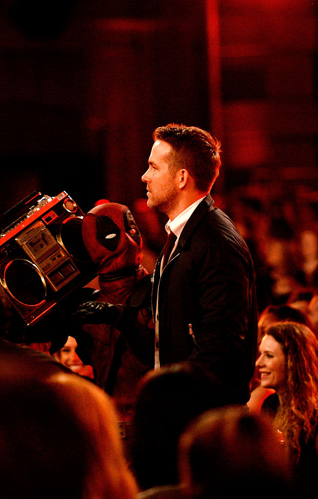 BURBANK, CALIFORNIA - APRIL 09:  Actor Ryan Reynolds accepts the Best Comedic Performance award for 'Deadpool' onstage during the 2016 MTV Movie Awards at Warner Bros. Studios on April 9, 2016 in Burbank, California.  MTV Movie Awards airs April 10, 2016 at 8pm ET/PT.  (Photo by Kevin Mazur/WireImage for MTV)