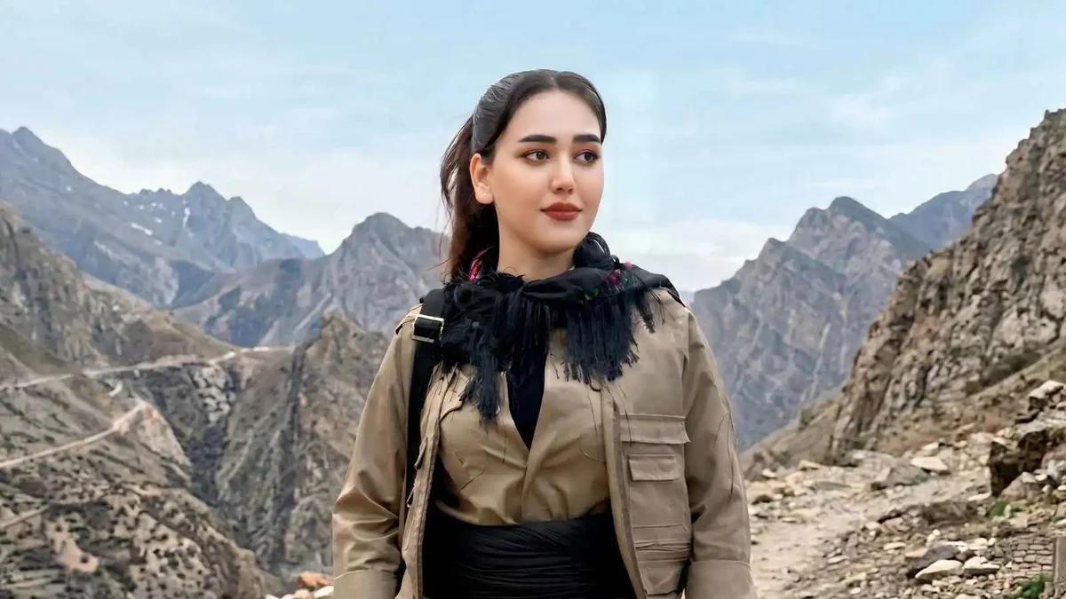 غزال مولان.. مقاتلة كردية "حسناء" قتلتها إيران