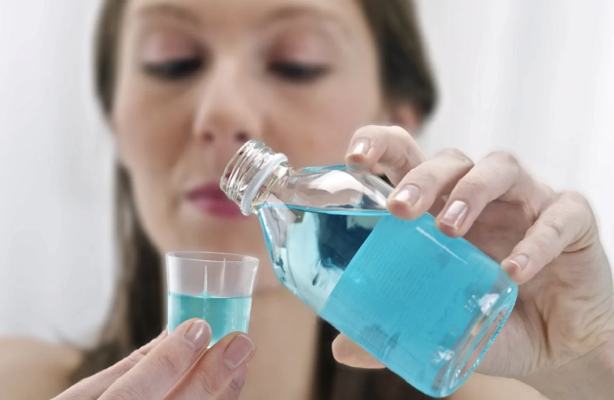 هل يهدد غسول الفم صحة قلبك؟