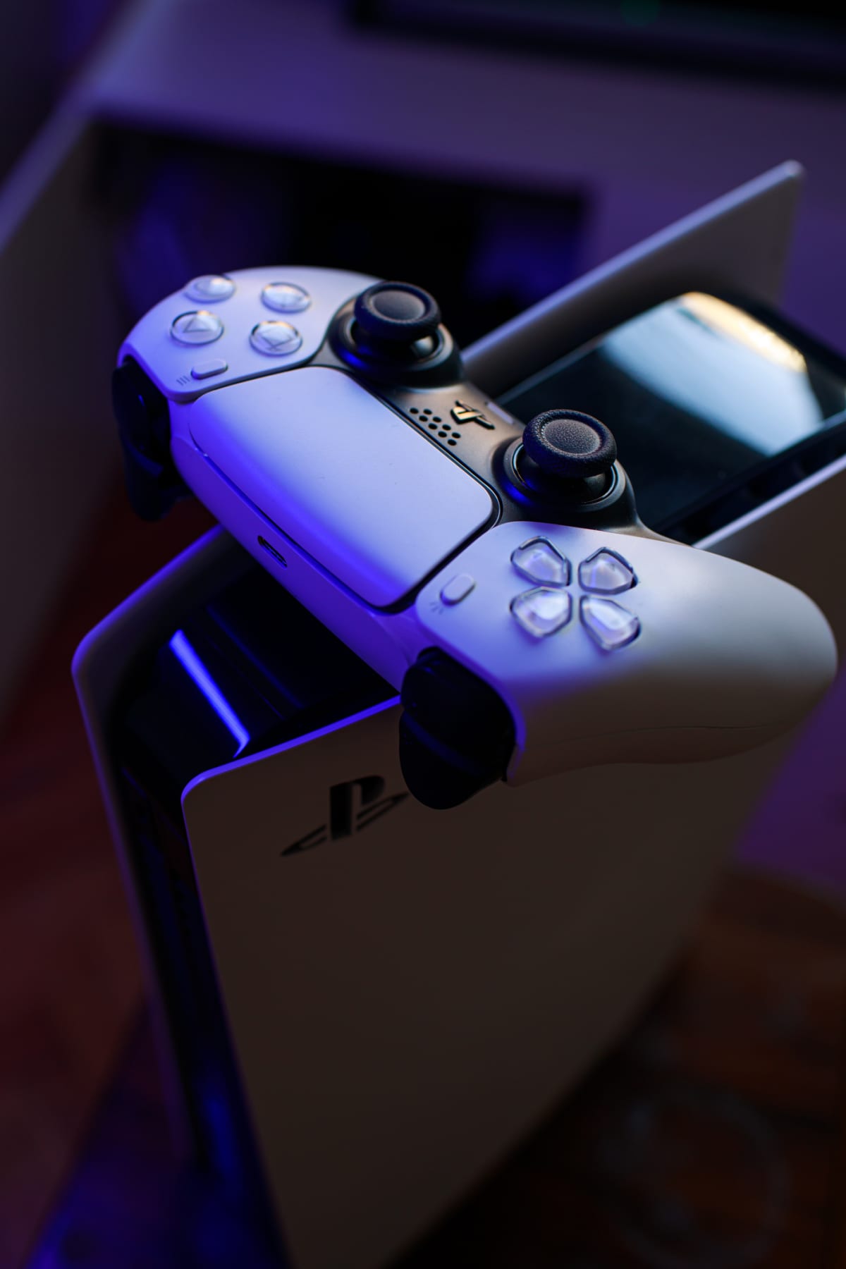 It's Time To Talk About These PS5 Pro Controller Rumors