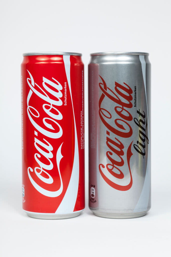 stemning Brise finansiere Coke Zero Vs Diet Coke: Is There A Nutritional Difference?