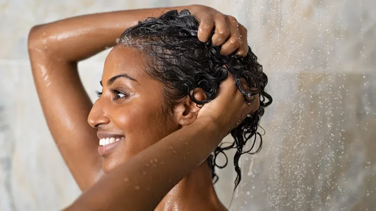 How Often Should You Be Washing Oily Hair? How Often Should You Be Washing Oily Hair?