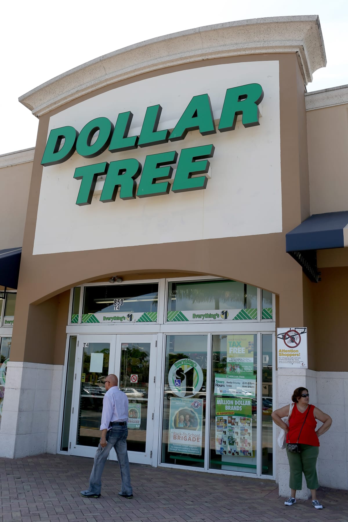 A Dollar Tree store is seen on July 28, 2014 in Miami, Florida. Dollar Tree announced it will buy Family Dollar Stores for about $8.5 billion in cash and stock.