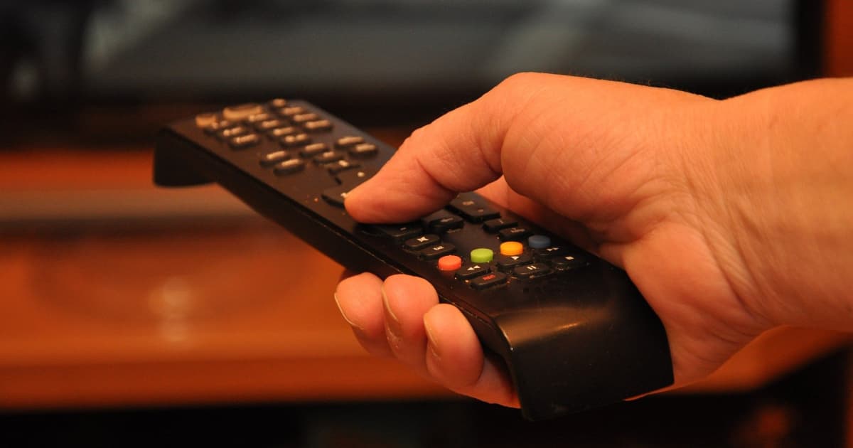 Como é feita a concessão de rádio e TV no Brasil Como é feita a concessão de rádio e TV no Brasil