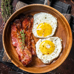 How Bacon And Eggs Became An Inseparable Breakfast Duo