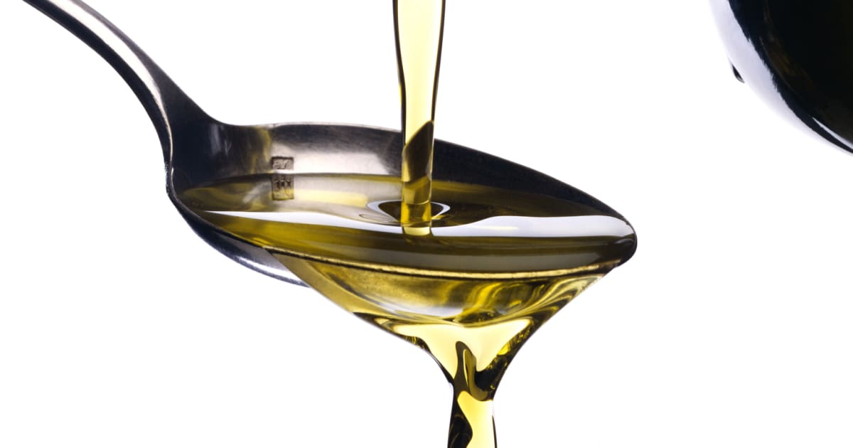 Olive Oil Is The Ideal Cocktail Ingredient To Sip During Hanukkah