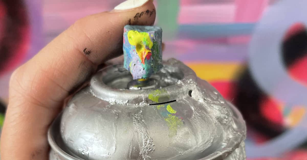Cleaning Up Dried Spray Paint Is Easy With This WD40 Hack