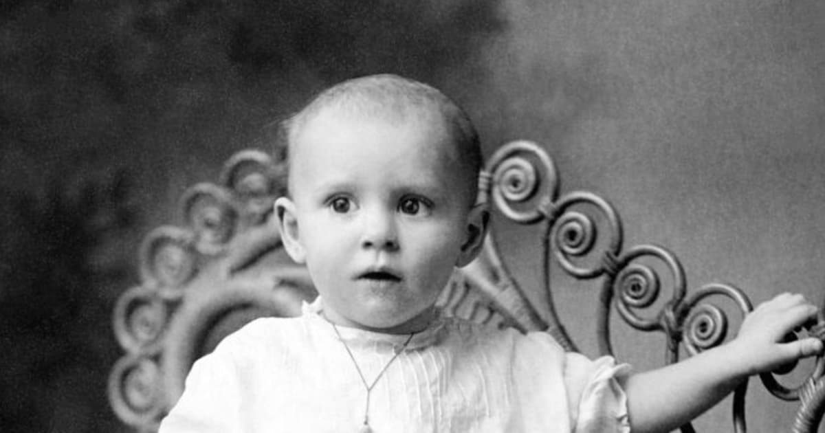 Hauntingly Beautiful Baby Names You Haven t Heard Before hauntingly-beautiful-baby-names-you-haven-t-heard-before