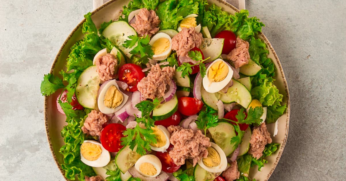 The Fruity Ingredient Martha Stewart Uses To Add Texture To Tuna Salad