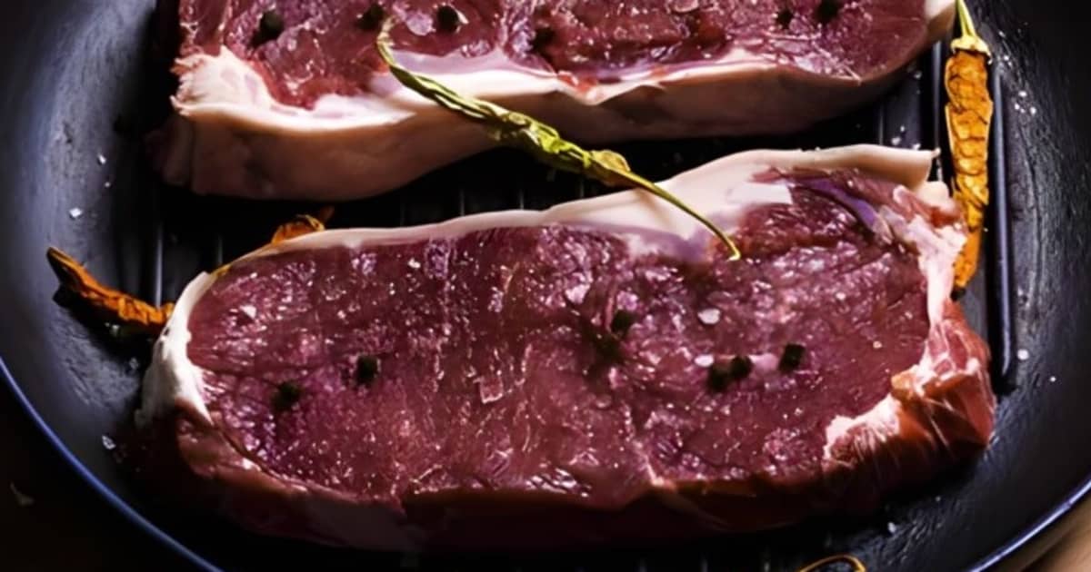 For RestaurantCaliber Steaks, Preheat A Cast Iron Skillet For This Long