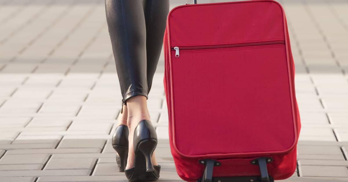 Why You Should Think Twice About Wearing Leggings On An Airplane