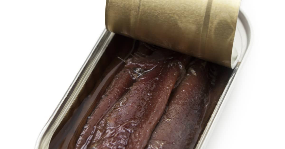The Best Seasonings To Elevate Your Tin Of Anchovies